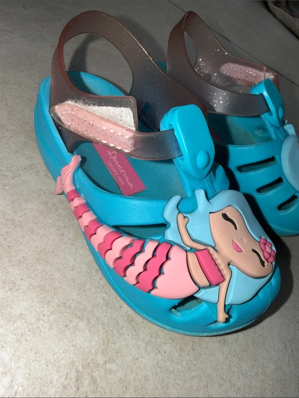 Ipanema Turquoise Kids Mermaid Water Shoes with Pink Straps size 7 toddler